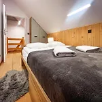 Деревянный коттедж Polana Piorun Komfortowe W Beskidzie Niskim *